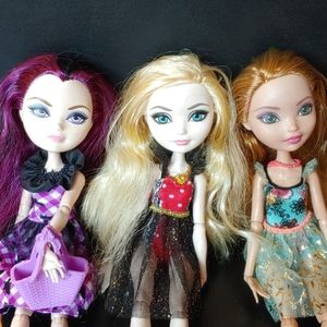 Set of 3 dolls